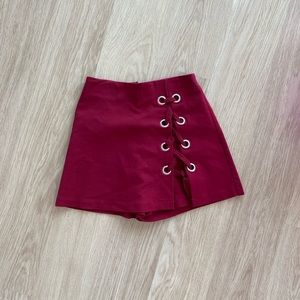 Stradivarius skirt/shorts